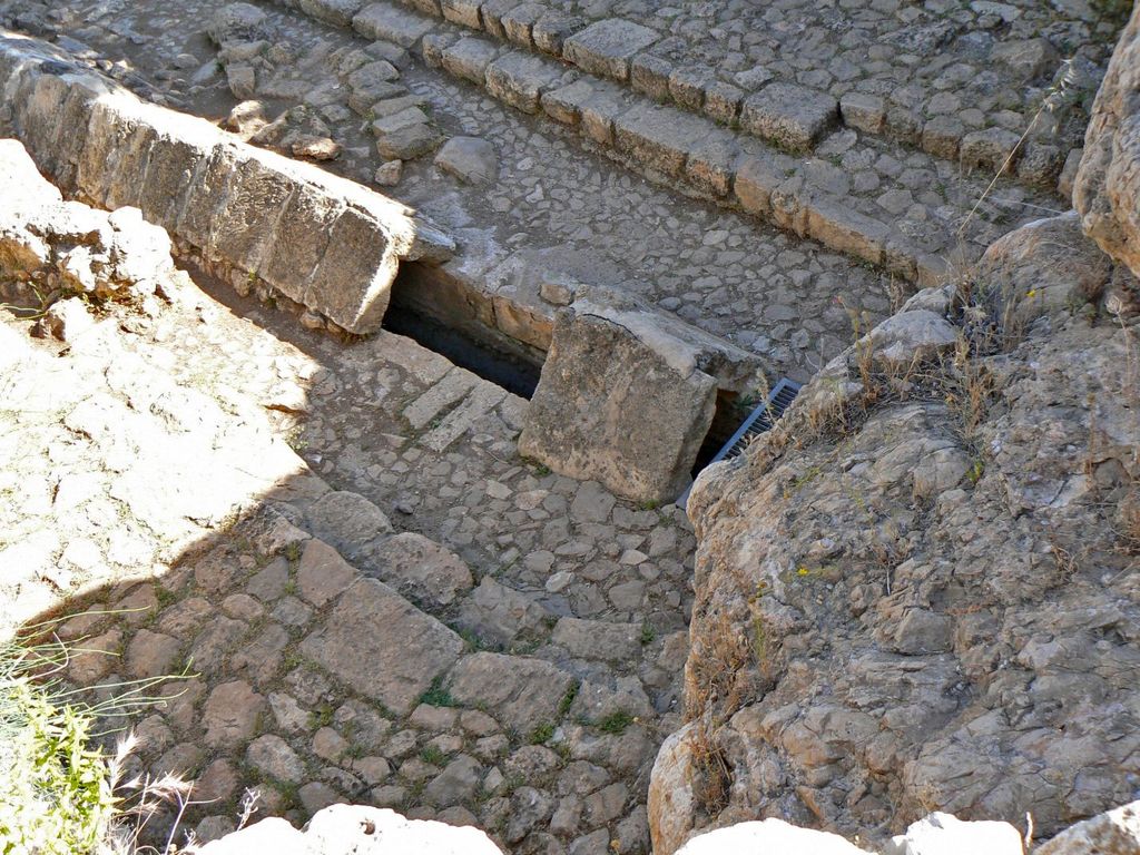 Начало акведука (Эйн-Цур).