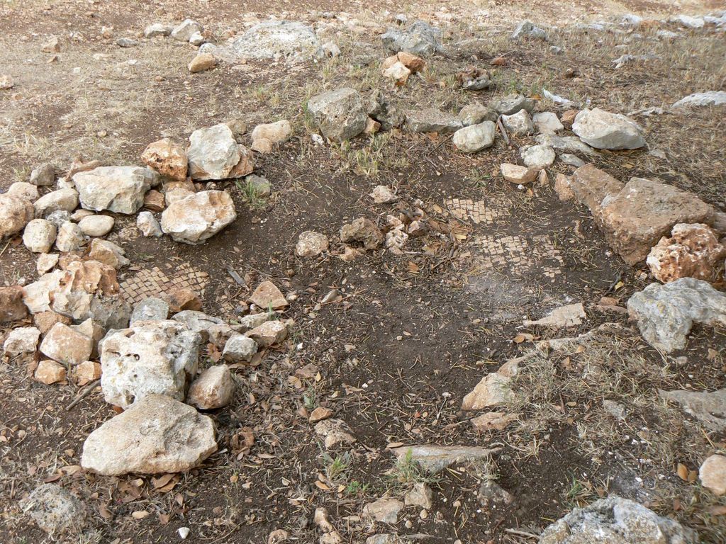 Остатки мозаики