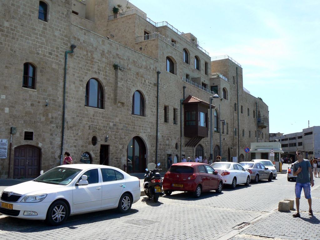 Армянский монастырь.