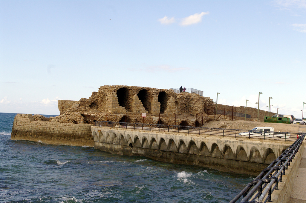 Бастионы старого Акко. Толстые стены защищали Акко от