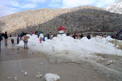 Порой в национальный парк Хермон приезжают просто, чтобы увидеть снег и снеговика.