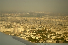 На подлете к аэропорту Бен-Гурион. Фотография с самолета.